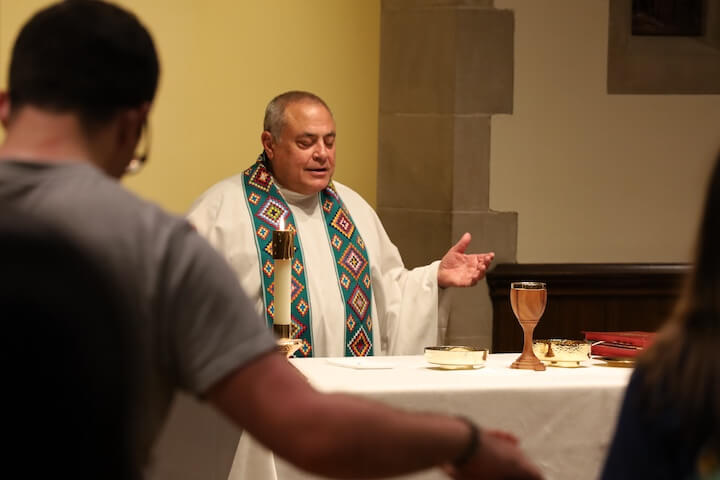 Fr_J_Corpora_at_Mass