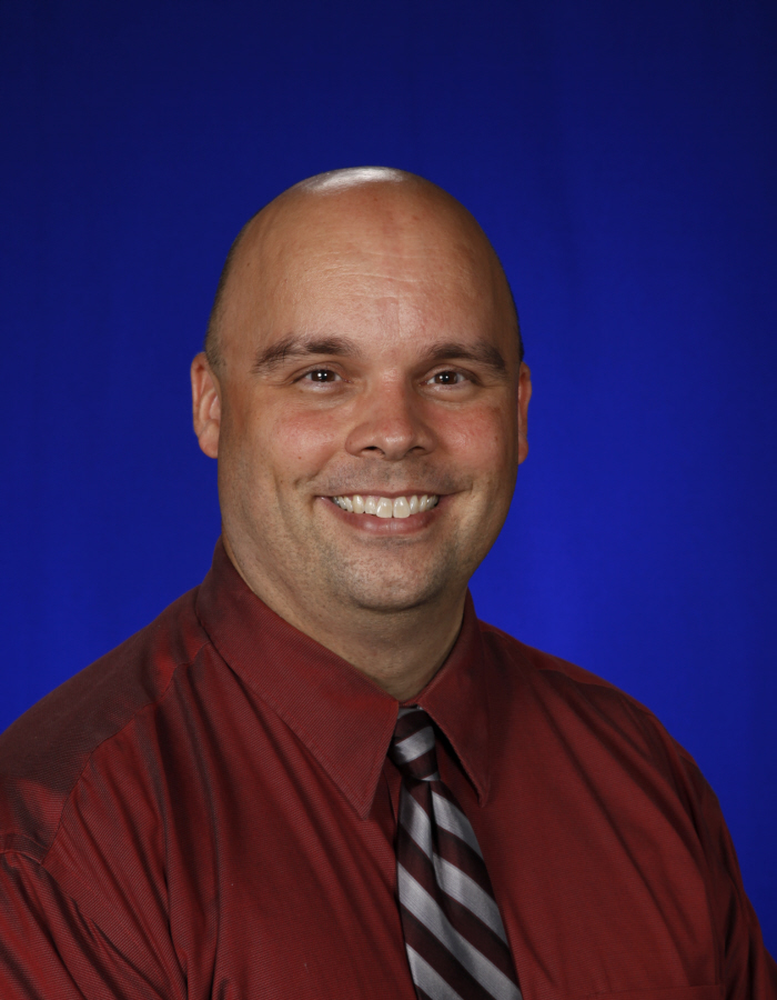 Headshot of Scott Powell