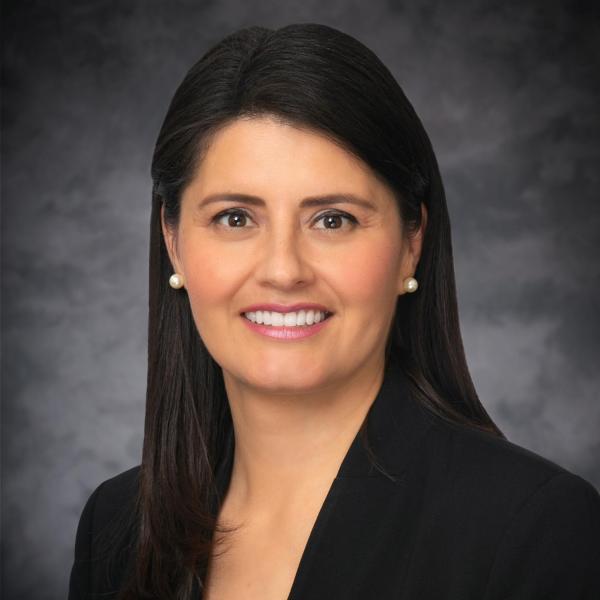 VeronicaAlonzo_Headshot